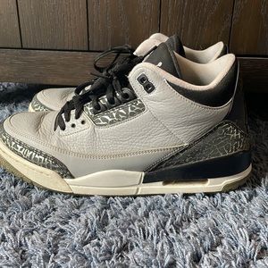 Jordan Retro 3 Wolf Grey